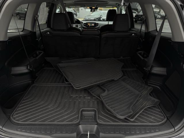 used 2021 Honda Pilot car, priced at $25,985