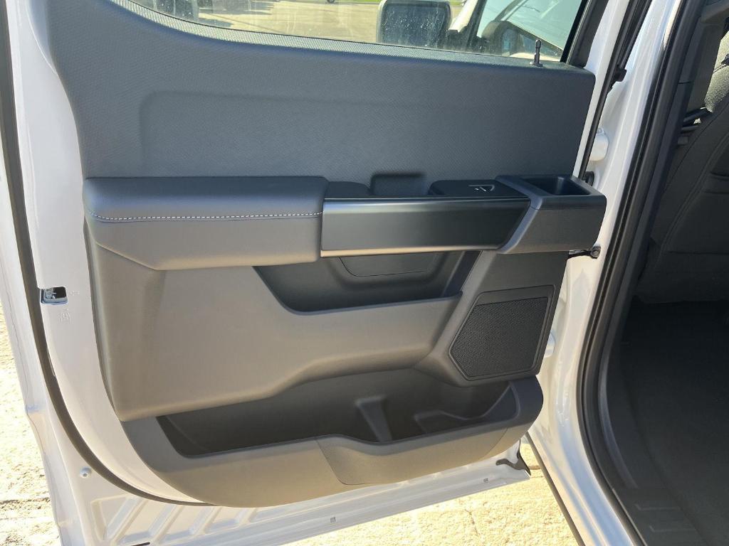 new 2025 Ford F-150 car, priced at $48,919