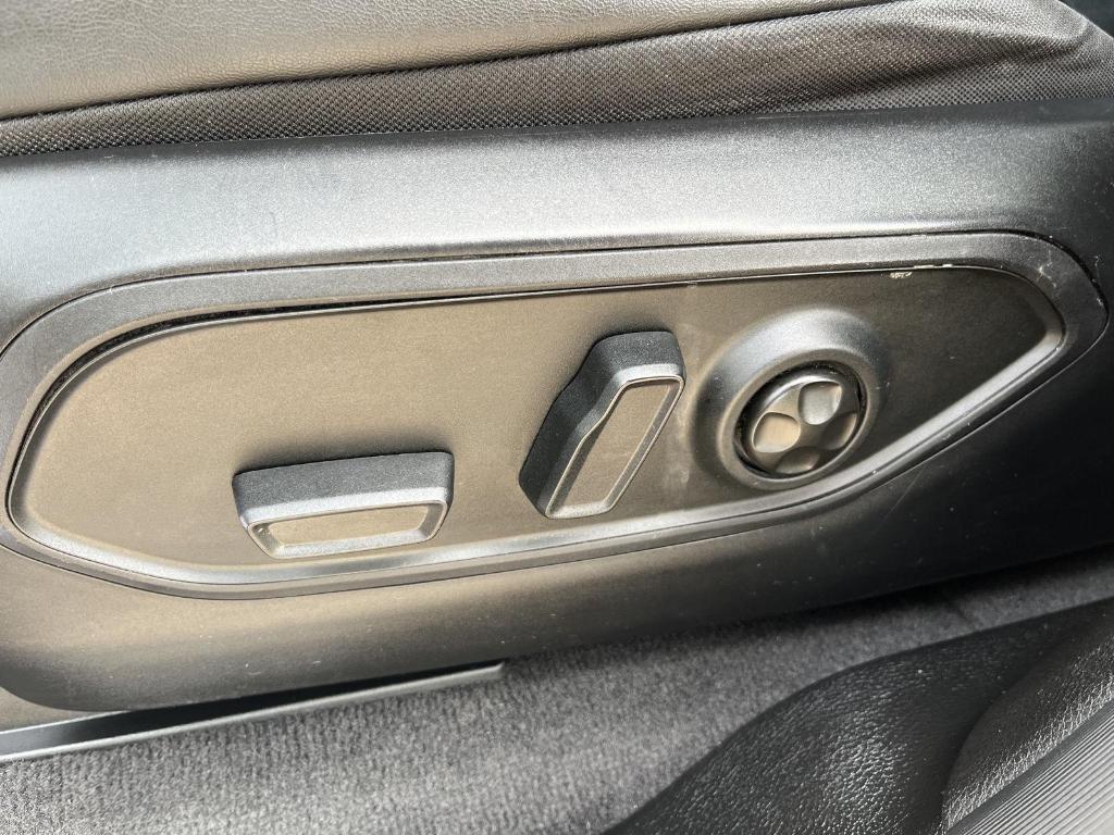 used 2022 Jeep Grand Cherokee L car, priced at $25,250