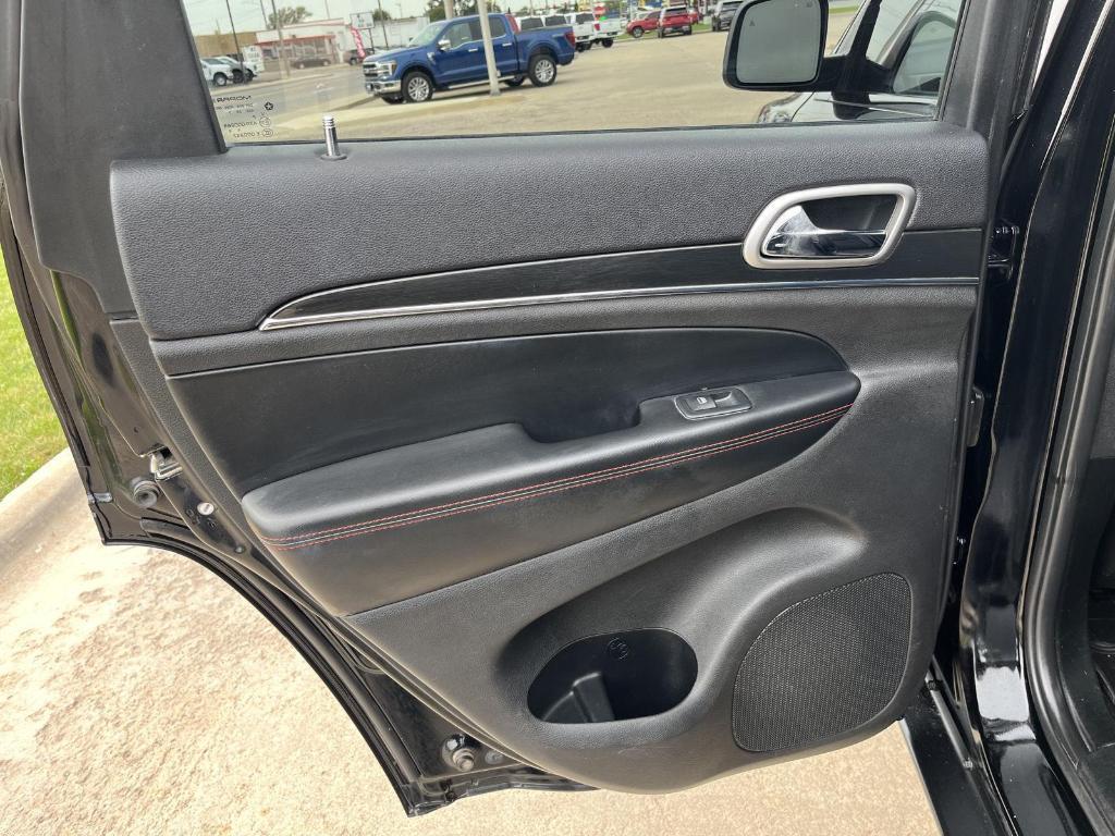 used 2018 Jeep Grand Cherokee car, priced at $16,000