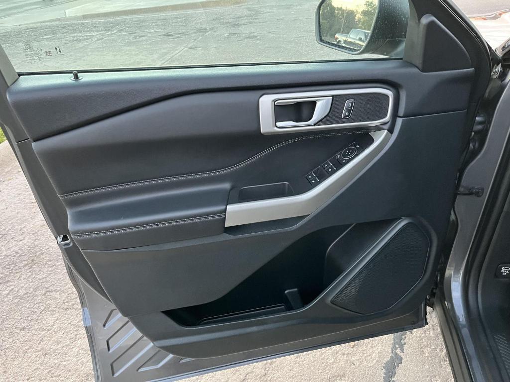 used 2023 Ford Explorer car, priced at $31,000