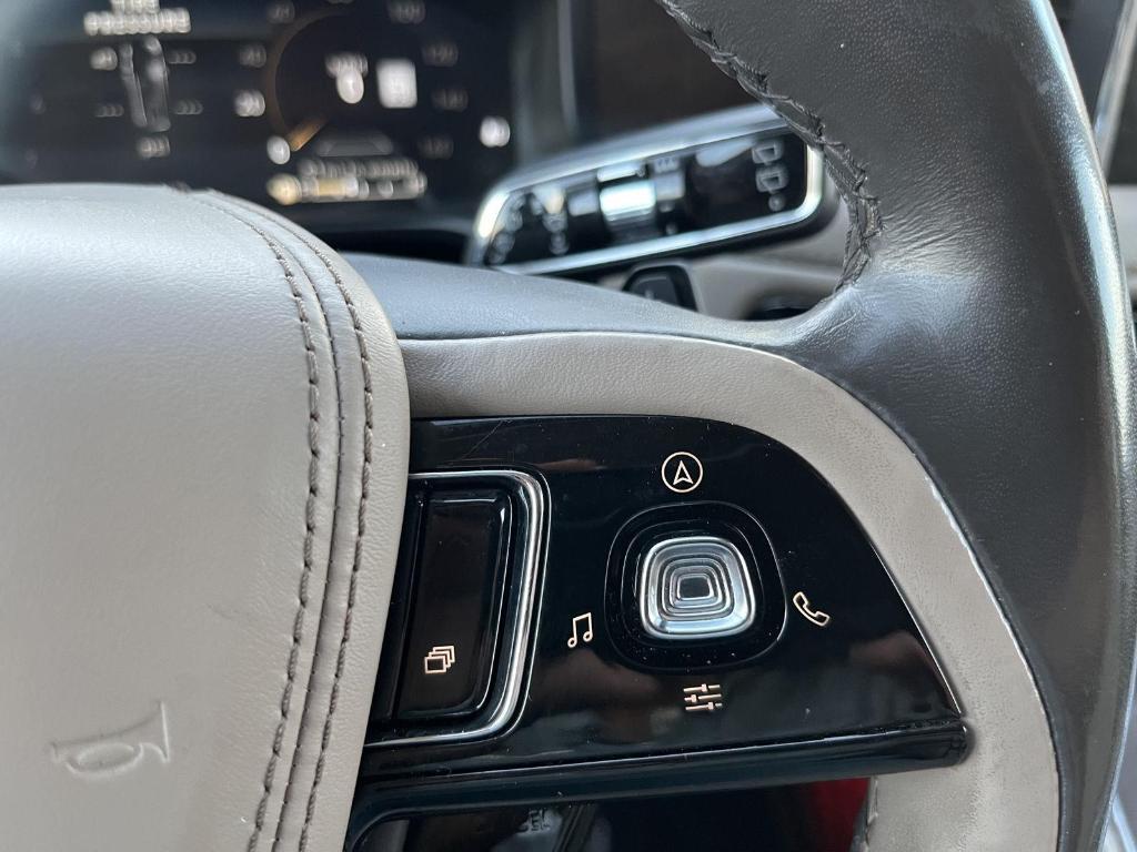 used 2020 Lincoln Aviator car, priced at $34,000