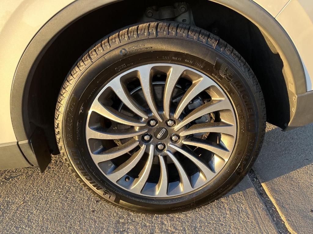 used 2020 Lincoln Aviator car, priced at $34,000