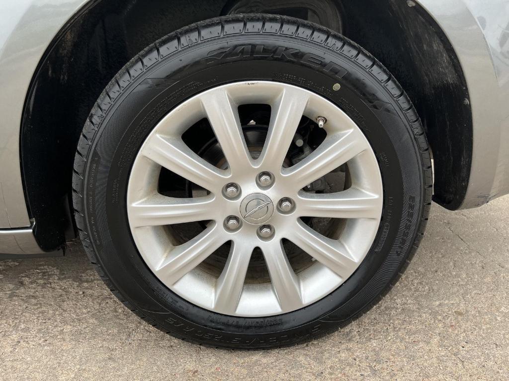 used 2013 Chrysler 200 car, priced at $8,300