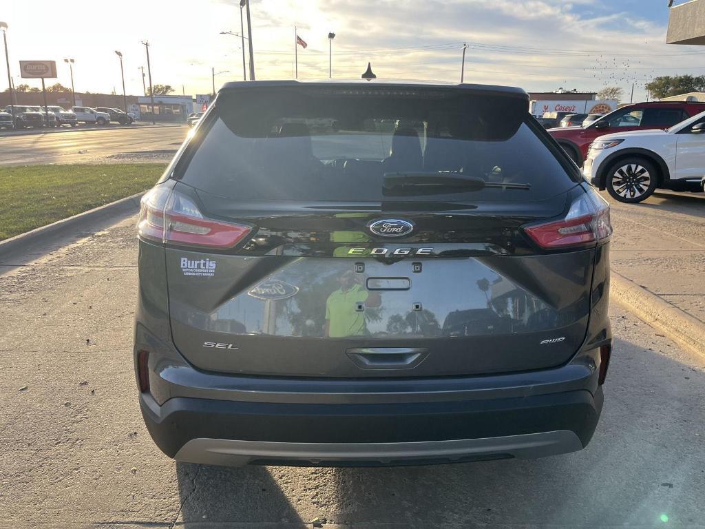 used 2024 Ford Edge car, priced at $30,000