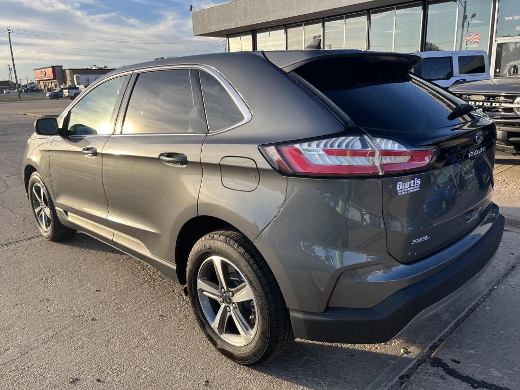used 2024 Ford Edge car, priced at $30,000
