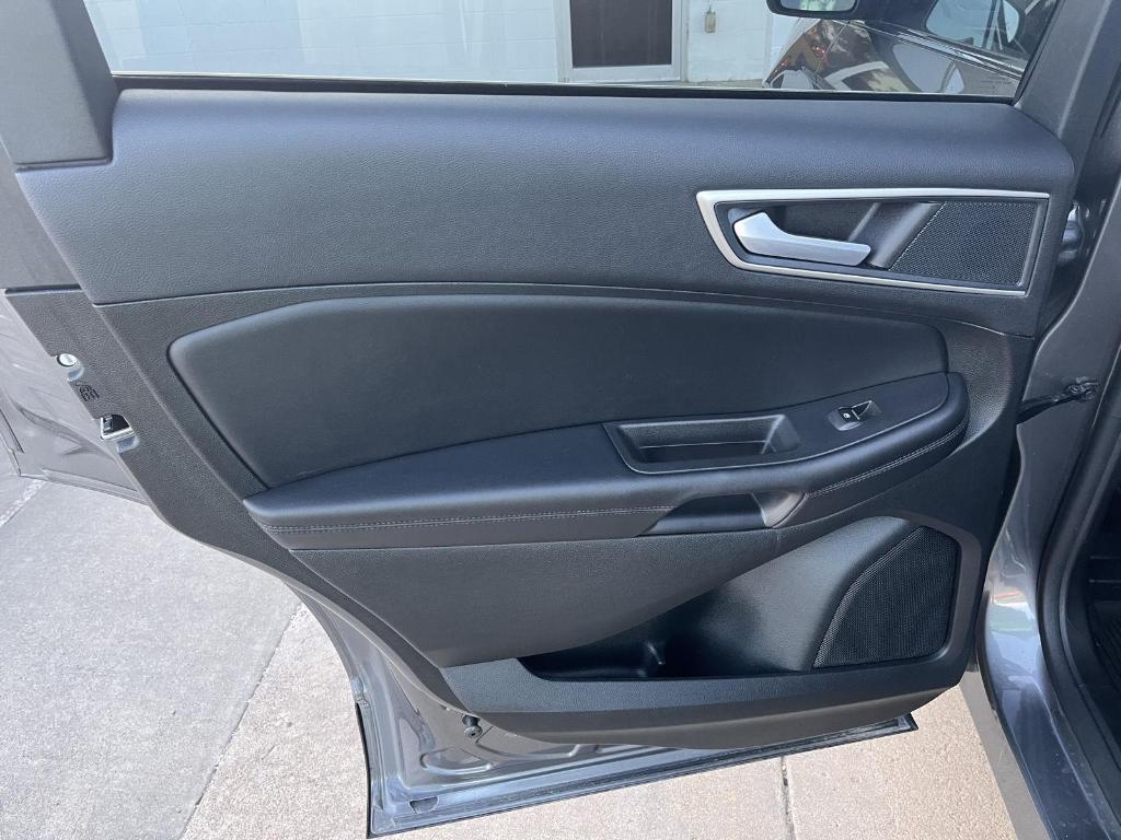 used 2024 Ford Edge car, priced at $30,000