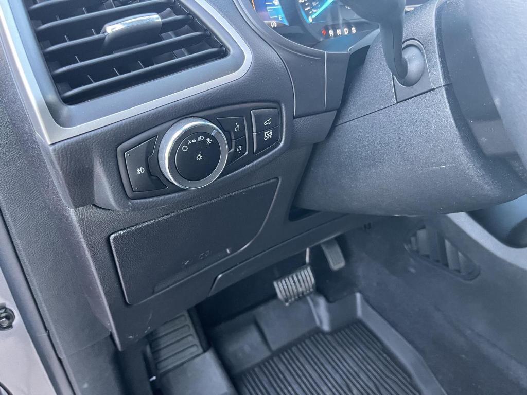 used 2024 Ford Edge car, priced at $30,000