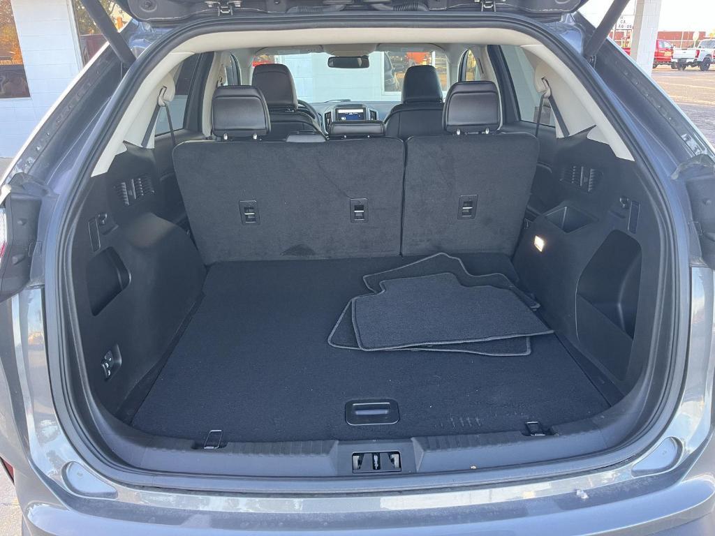 used 2024 Ford Edge car, priced at $30,000