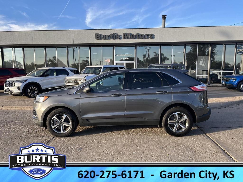 used 2024 Ford Edge car, priced at $30,000