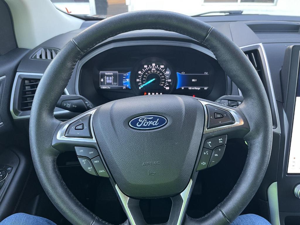 used 2024 Ford Edge car, priced at $30,000