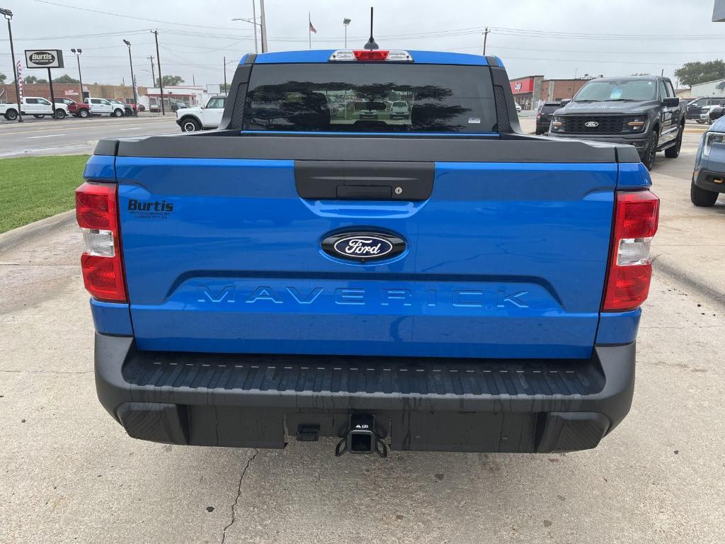 new 2025 Ford Maverick car, priced at $30,017