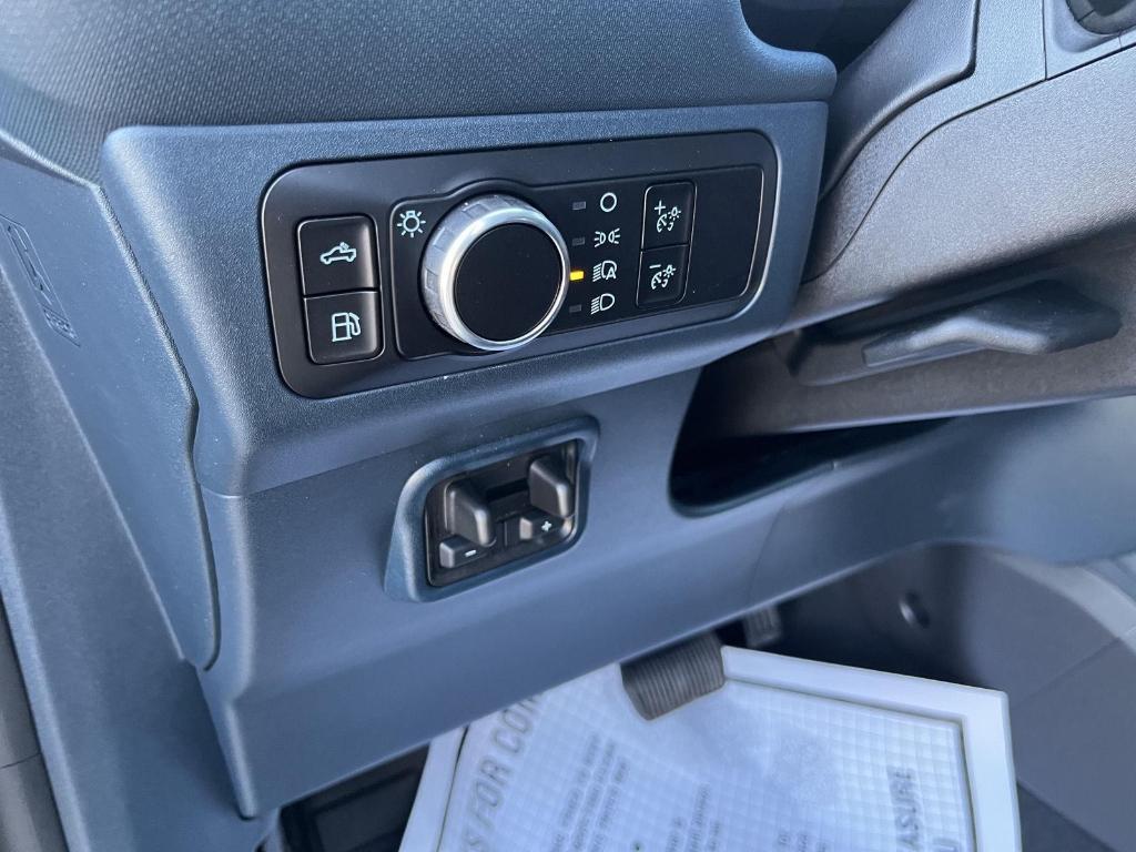 new 2025 Ford Maverick car