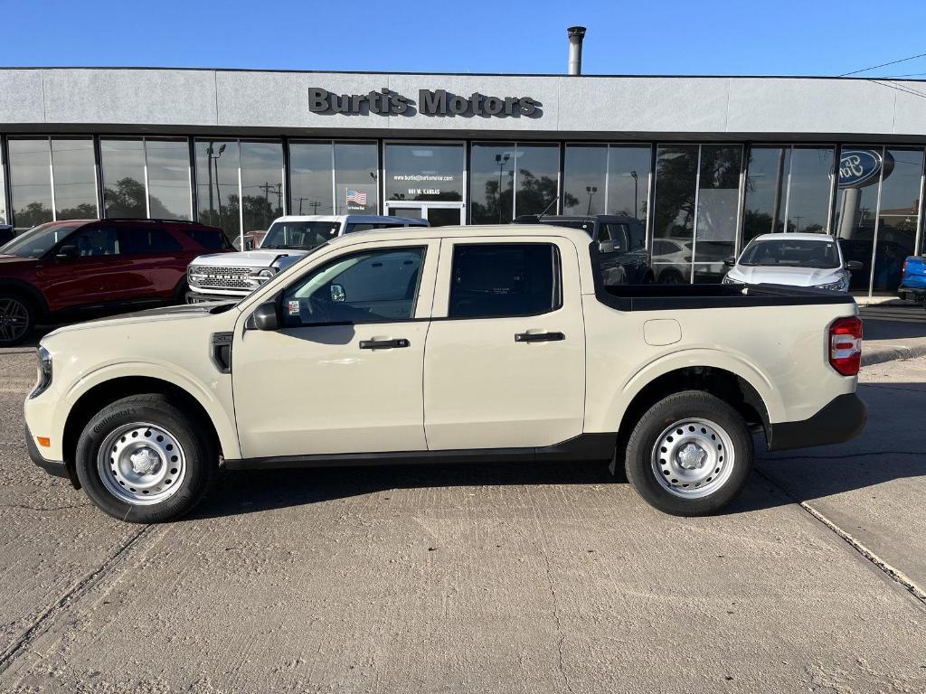 new 2025 Ford Maverick car