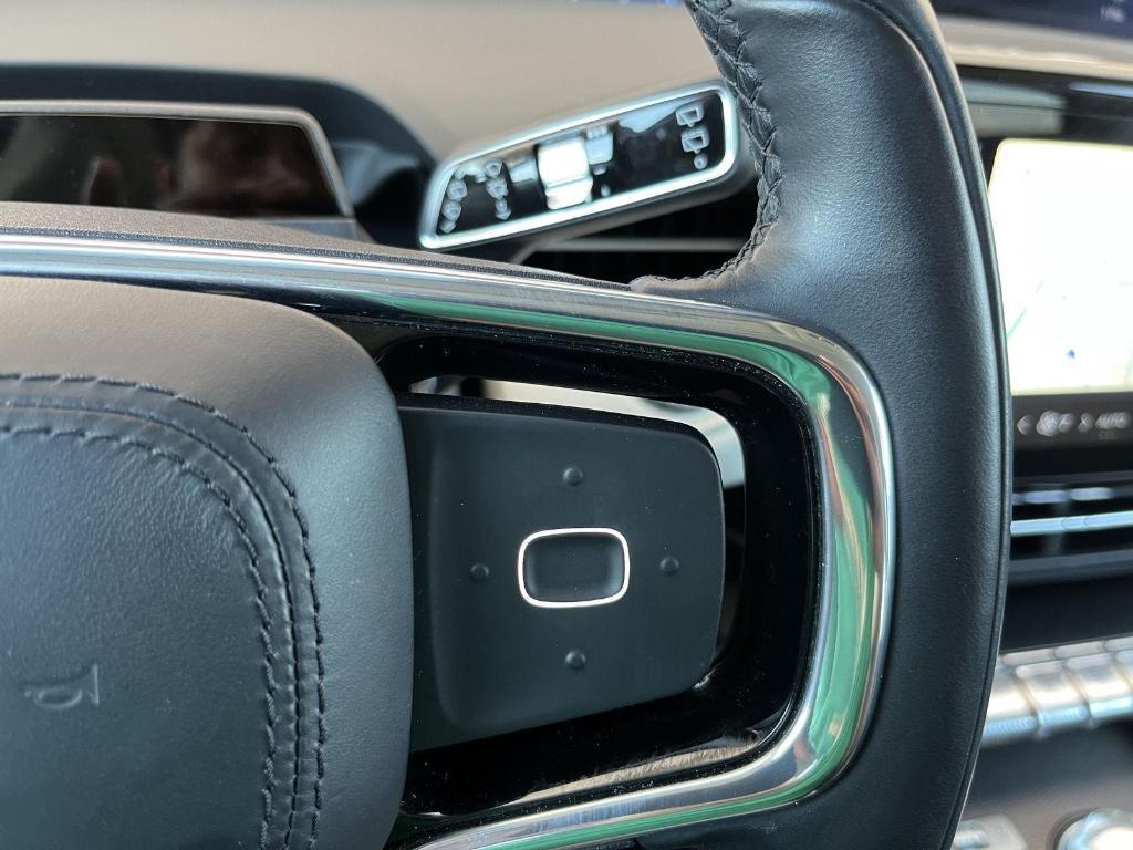 used 2024 Lincoln Nautilus car, priced at $43,000