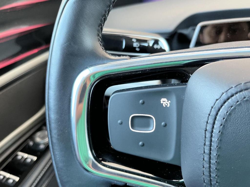 used 2024 Lincoln Nautilus car, priced at $43,000