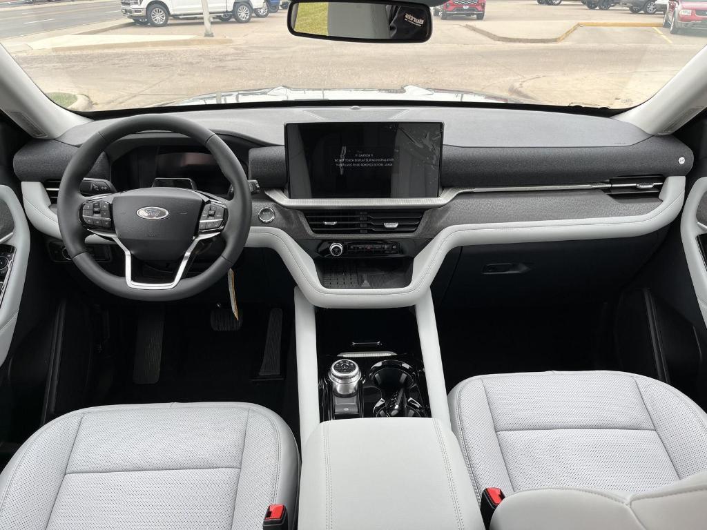 new 2025 Ford Explorer car, priced at $59,365