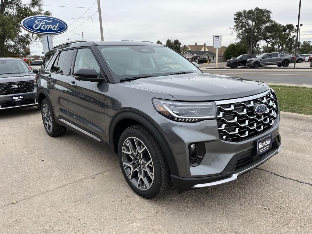 new 2025 Ford Explorer car, priced at $59,365