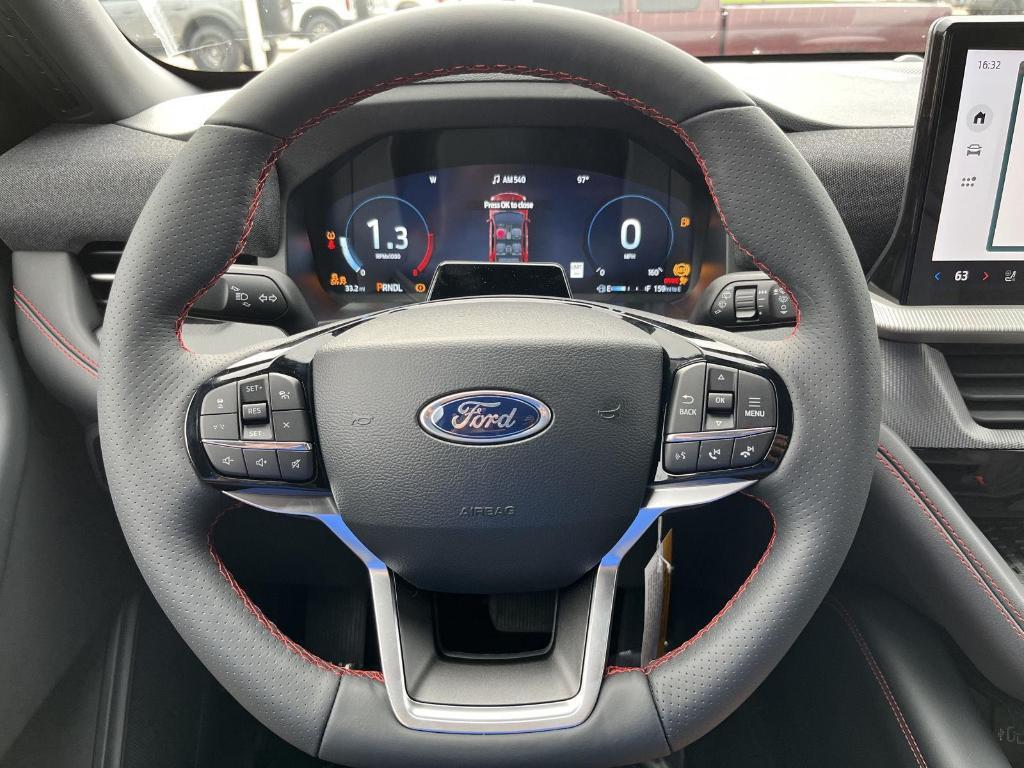 new 2025 Ford Explorer car, priced at $52,274
