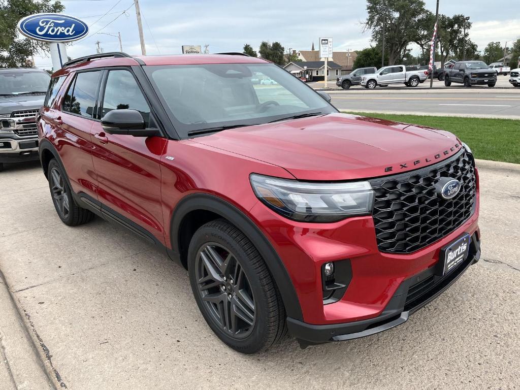 new 2025 Ford Explorer car, priced at $52,274
