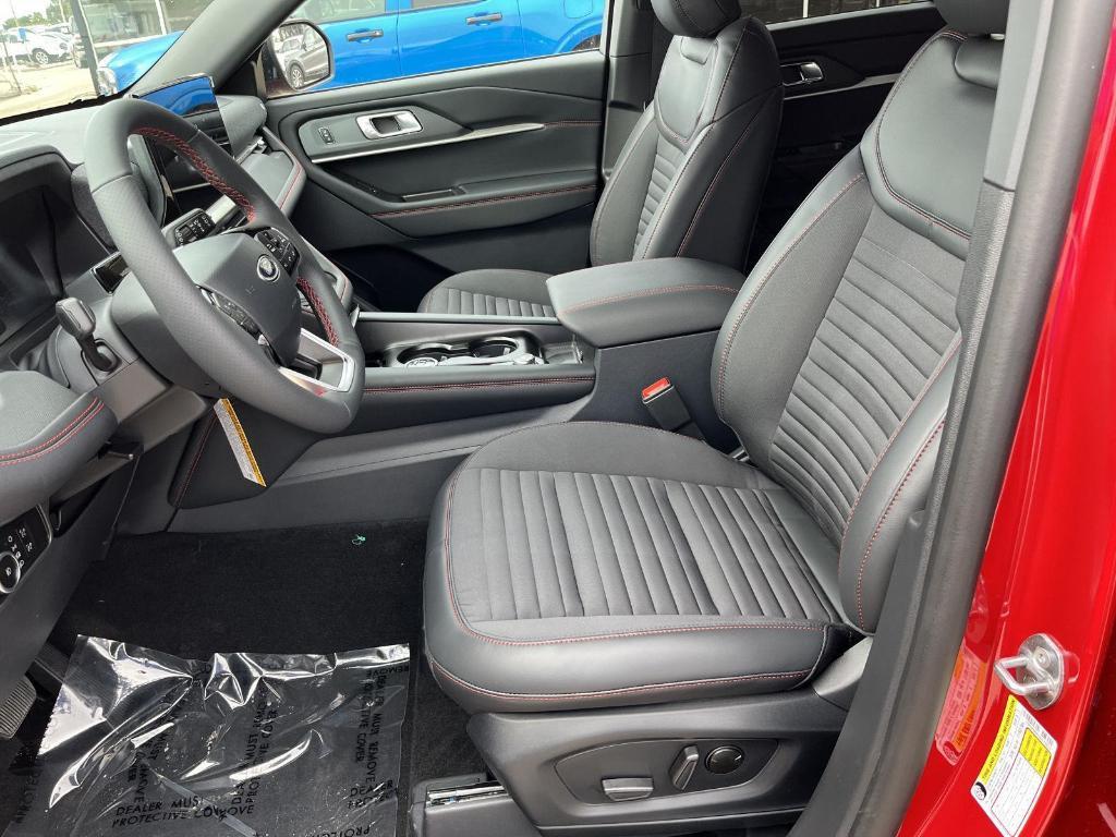 new 2025 Ford Explorer car, priced at $52,274