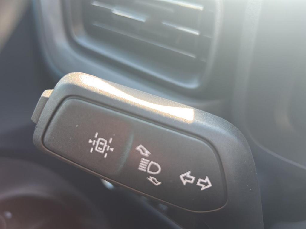 new 2025 Ford Maverick car, priced at $30,727