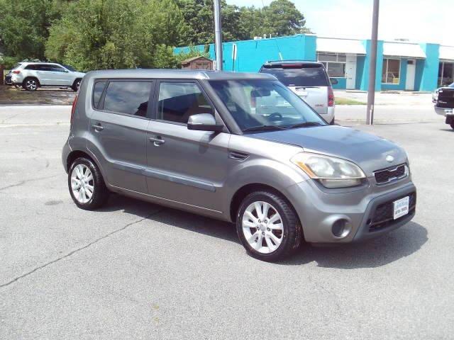 used 2013 Kia Soul car, priced at $4,950