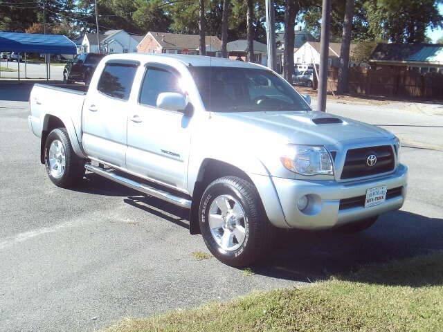 used 2007 Toyota Tacoma car, priced at $12,500