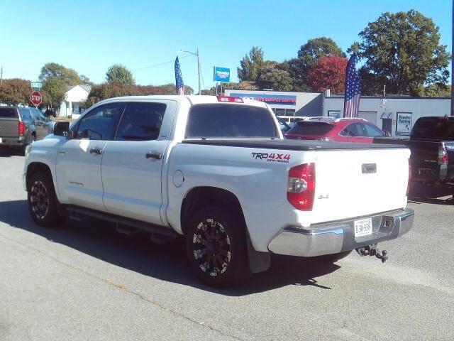 used 2014 Toyota Tundra car, priced at $18,950