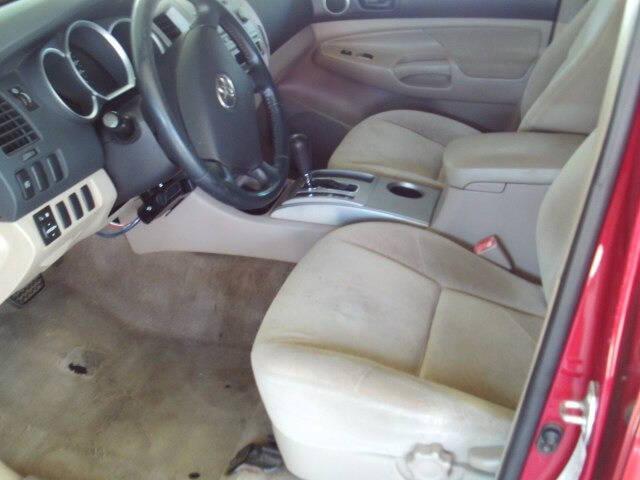 used 2006 Toyota Tacoma car, priced at $11,500