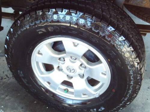 used 2006 Toyota Tacoma car, priced at $11,500