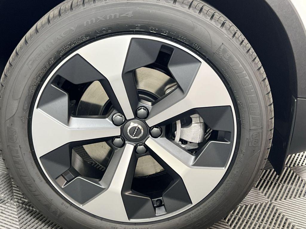 new 2026 Volvo XC40 car
