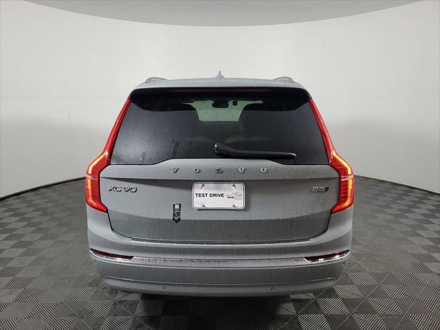 new 2025 Volvo XC90 car, priced at $71,290