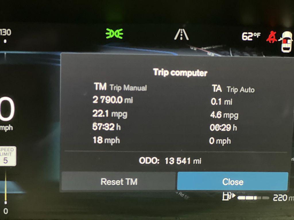 used 2023 Volvo XC40 car, priced at $28,895