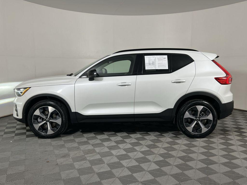 used 2023 Volvo XC40 car, priced at $33,987