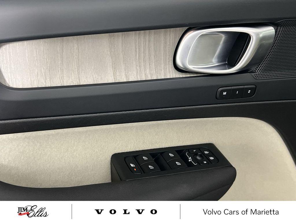 used 2023 Volvo XC40 car, priced at $34,287