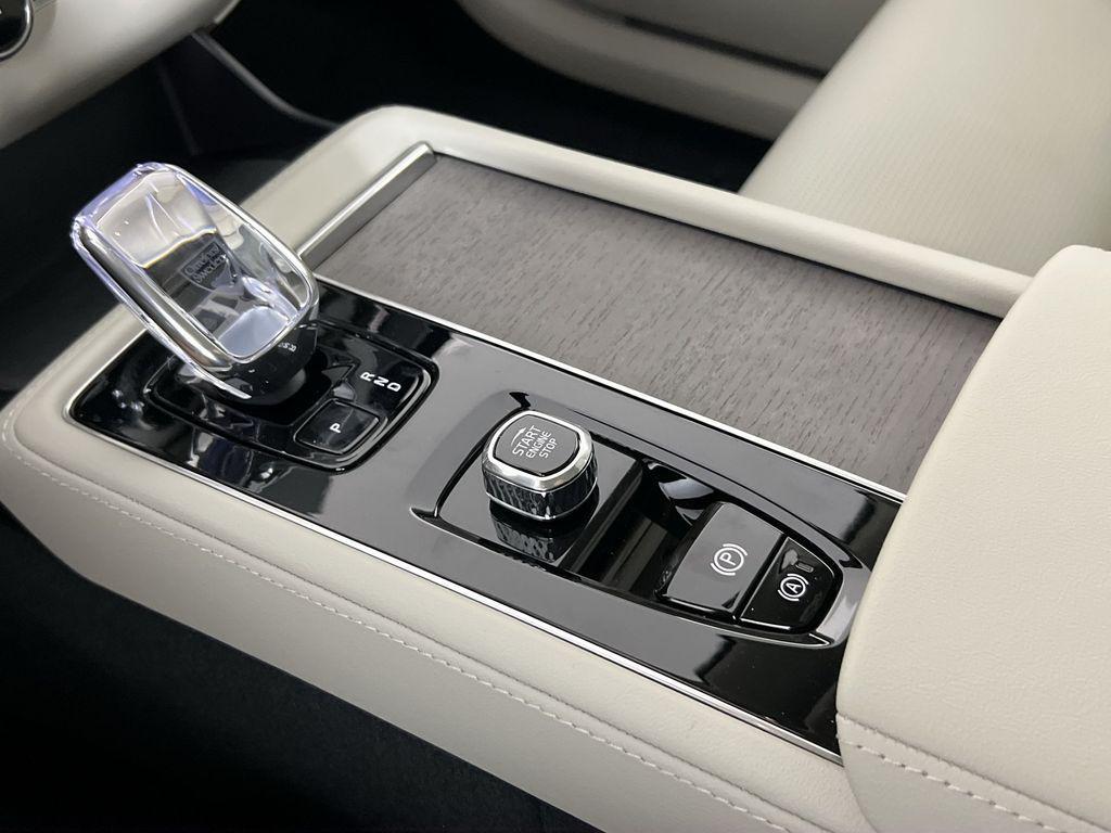 new 2026 Volvo XC90 car, priced at $75,155