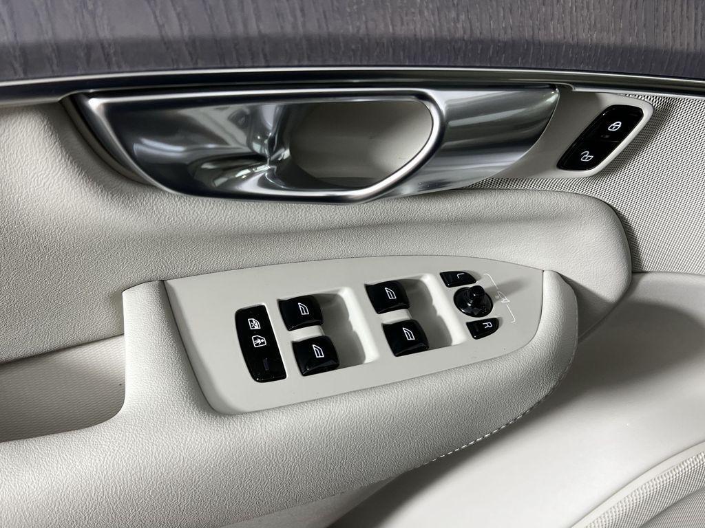 new 2026 Volvo XC90 car, priced at $75,155