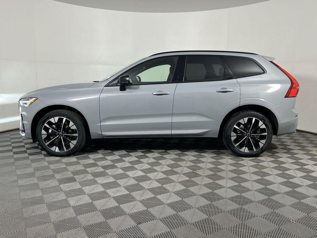 new 2026 Volvo XC60 car, priced at $57,985