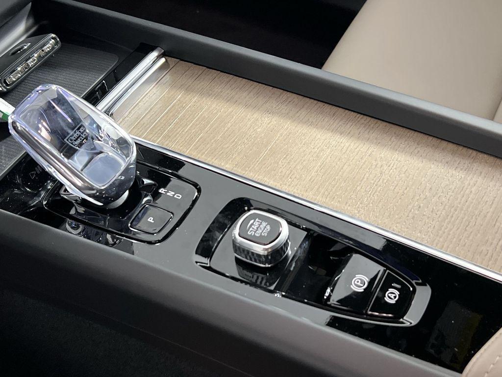 new 2026 Volvo XC60 car, priced at $57,985