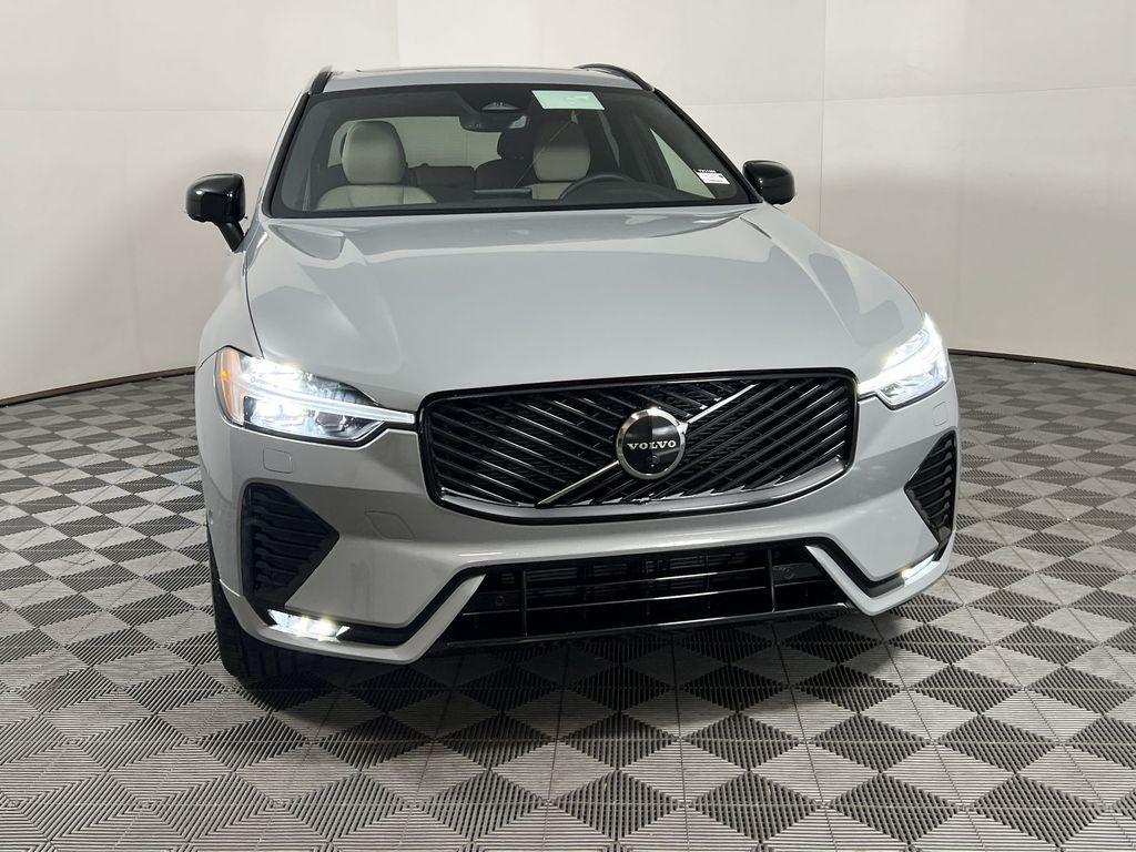 new 2026 Volvo XC60 car, priced at $57,985