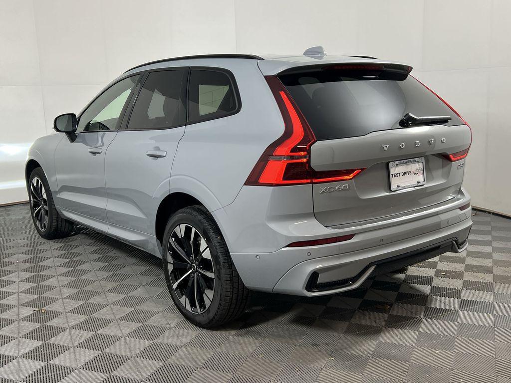 new 2026 Volvo XC60 car, priced at $57,985