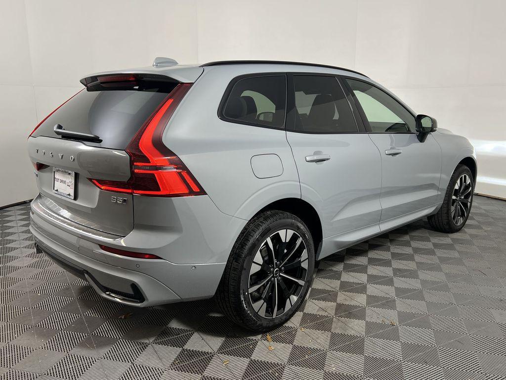 new 2026 Volvo XC60 car, priced at $57,985