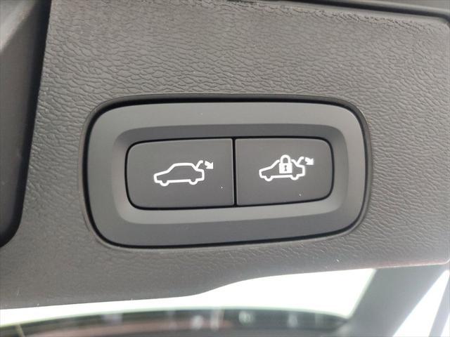 new 2025 Volvo XC60 Plug-In Hybrid car, priced at $63,510
