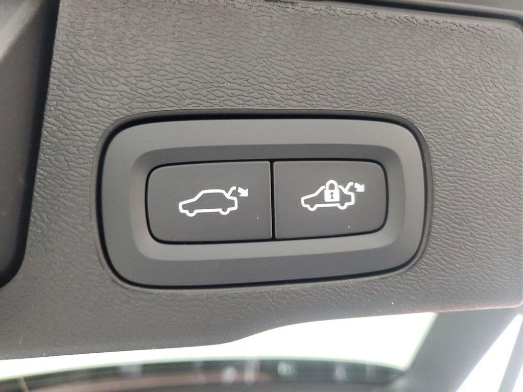 new 2025 Volvo XC60 Plug-In Hybrid car, priced at $57,959