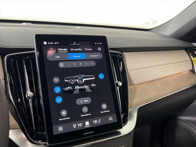 new 2025 Volvo XC90 car, priced at $64,375