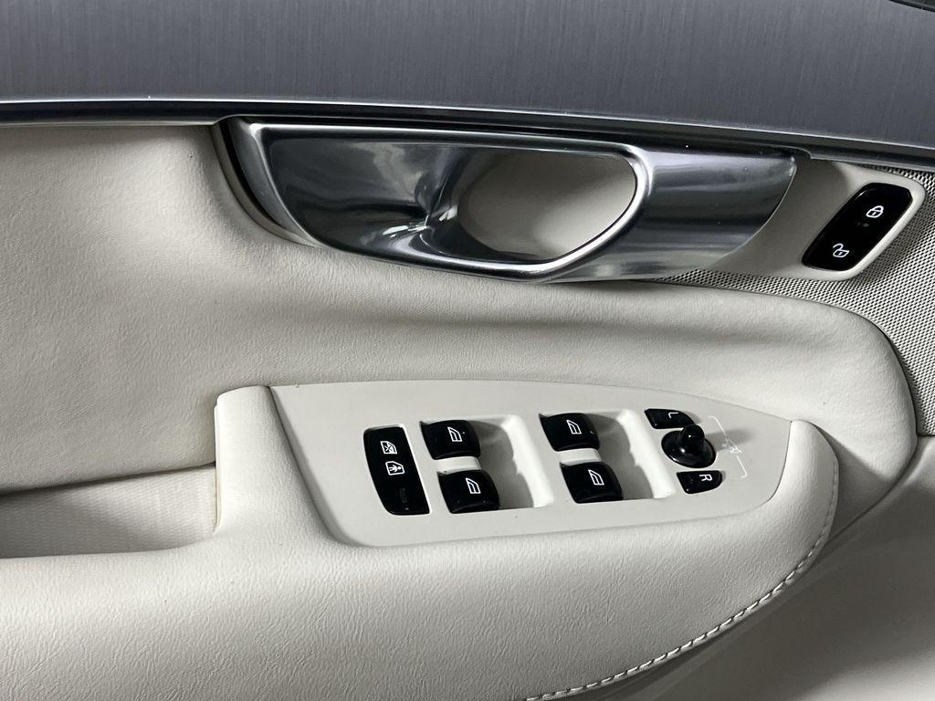 used 2023 Volvo XC90 car, priced at $39,530