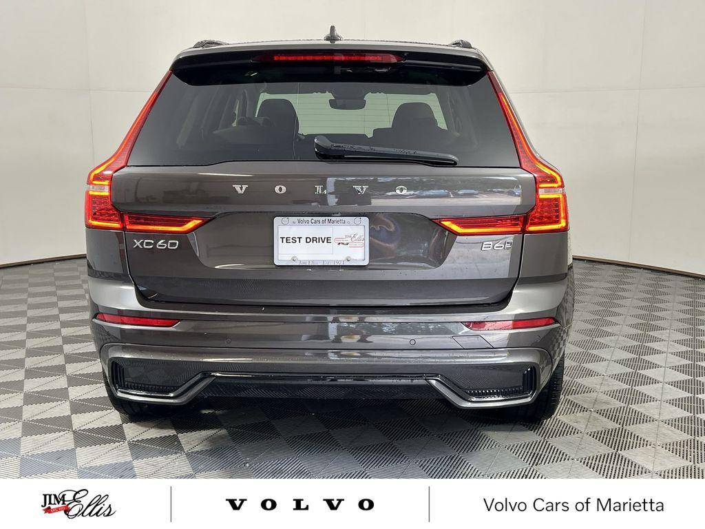 used 2023 Volvo XC60 car, priced at $41,467