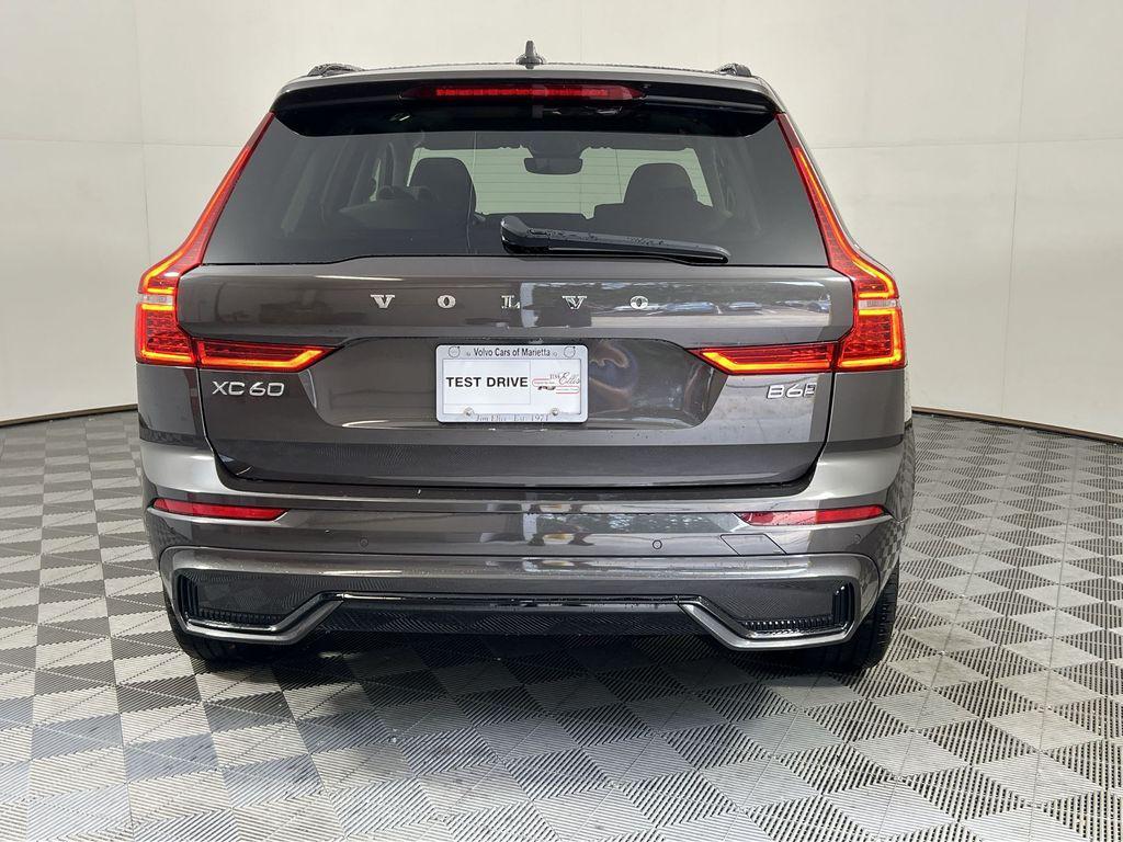 used 2023 Volvo XC60 car, priced at $41,467