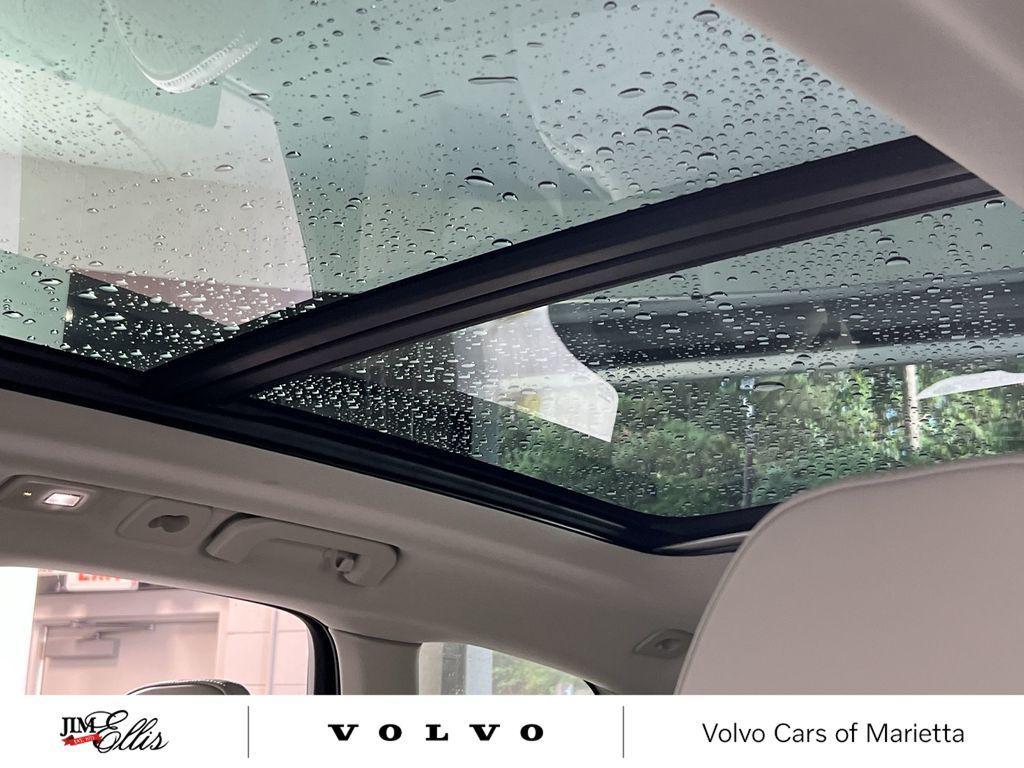used 2023 Volvo XC60 car, priced at $41,467
